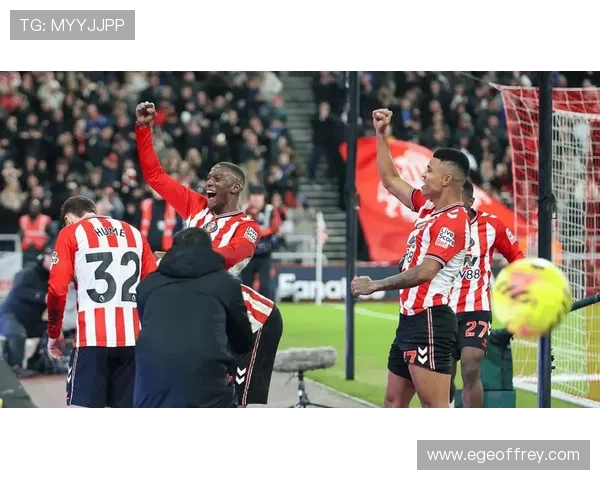 沃尔默在英超赛季中持续提升，助球队冲击欧战资格表现稳健